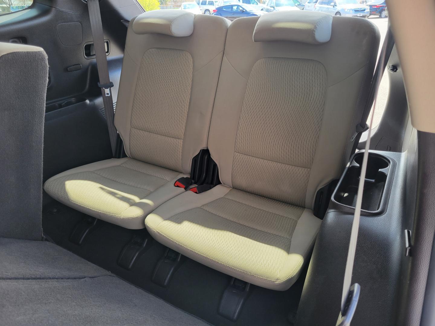2015 Brown /Tan Hyundai Santa Fe GLS (KM8SMDHF7FU) with an 3.3L V6 engine, 6 Speed Auto transmission, located at 450 N Russell, Missoula, MT, 59801, (406) 543-6600, 46.874496, -114.017433 - Photo#7